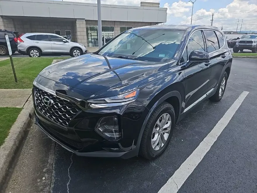 2019 Hyundai Santa Fe SEL photo 1