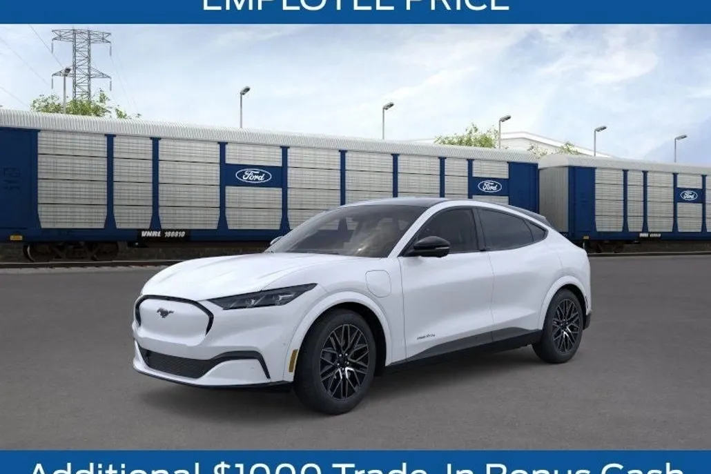 2025 Ford Mustang Mach-E Premium photo 1