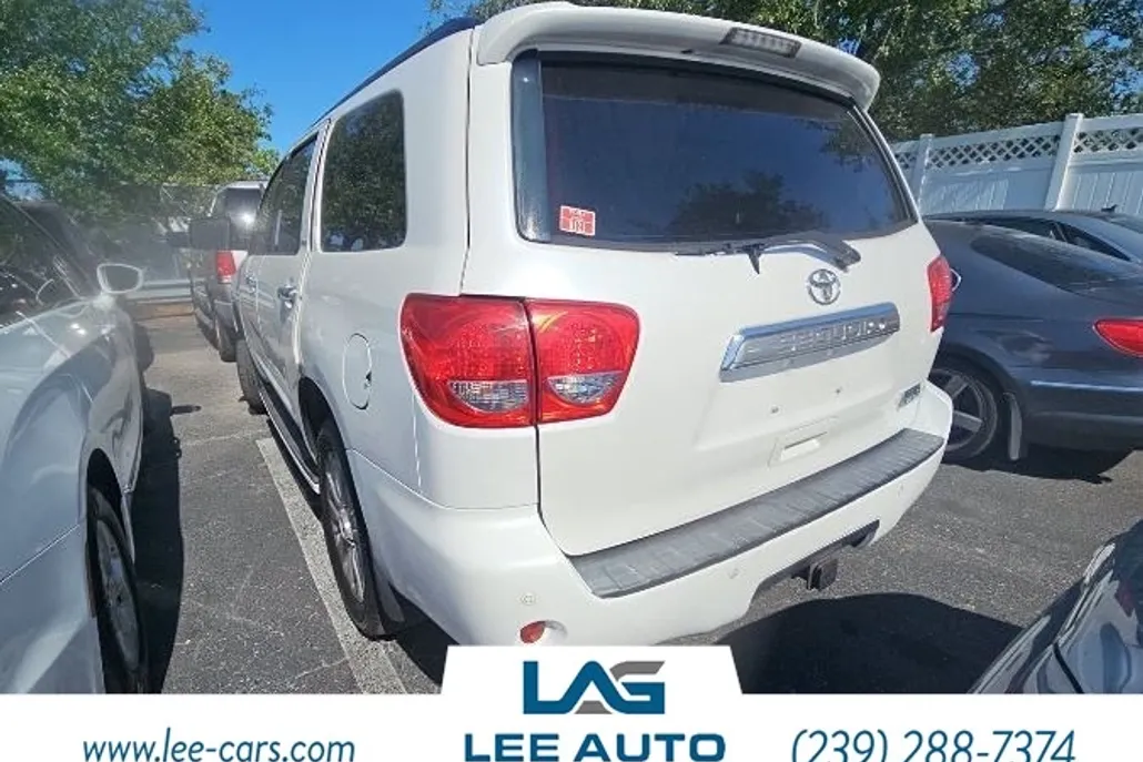 2012 Toyota Sequoia Platinum photo 1