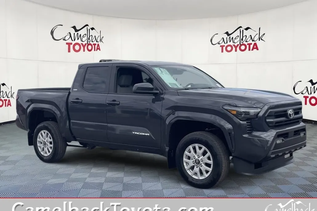 2025 Toyota Tacoma SR5 photo 1