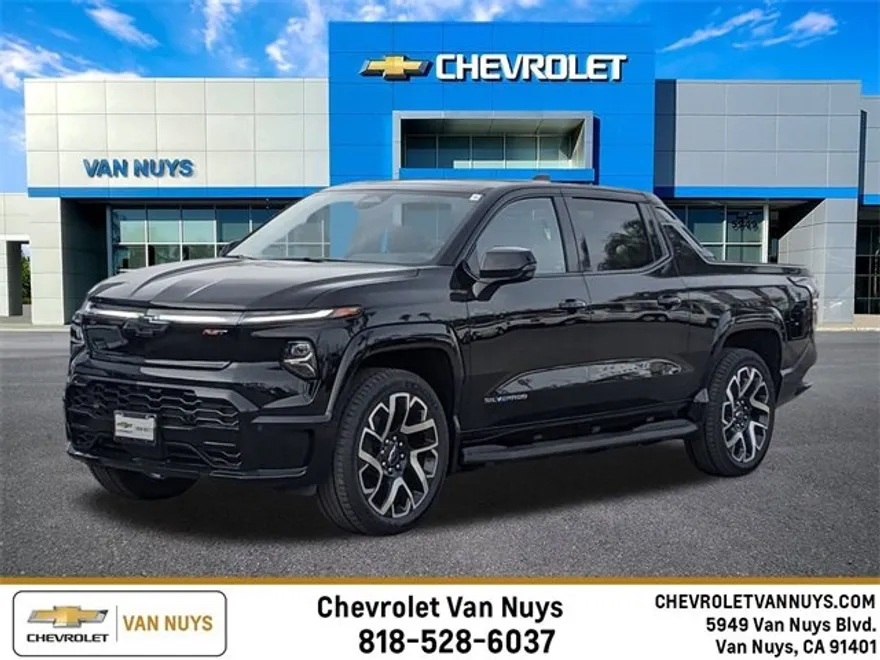 2025 Chevrolet Silverado EV RST photo 1