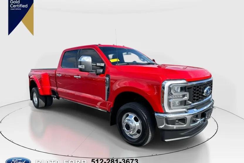 2024 Ford F-350 Lariat photo 1