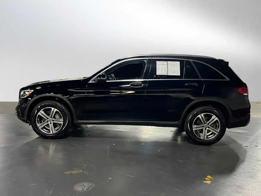 2021 Mercedes Benz GLC 300 photo 1