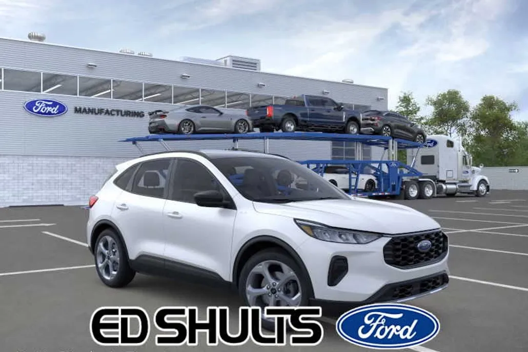 2025 Ford Escape ST-Line photo 1