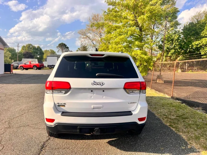 2015 Jeep Grand Cherokee Laredo photo 1