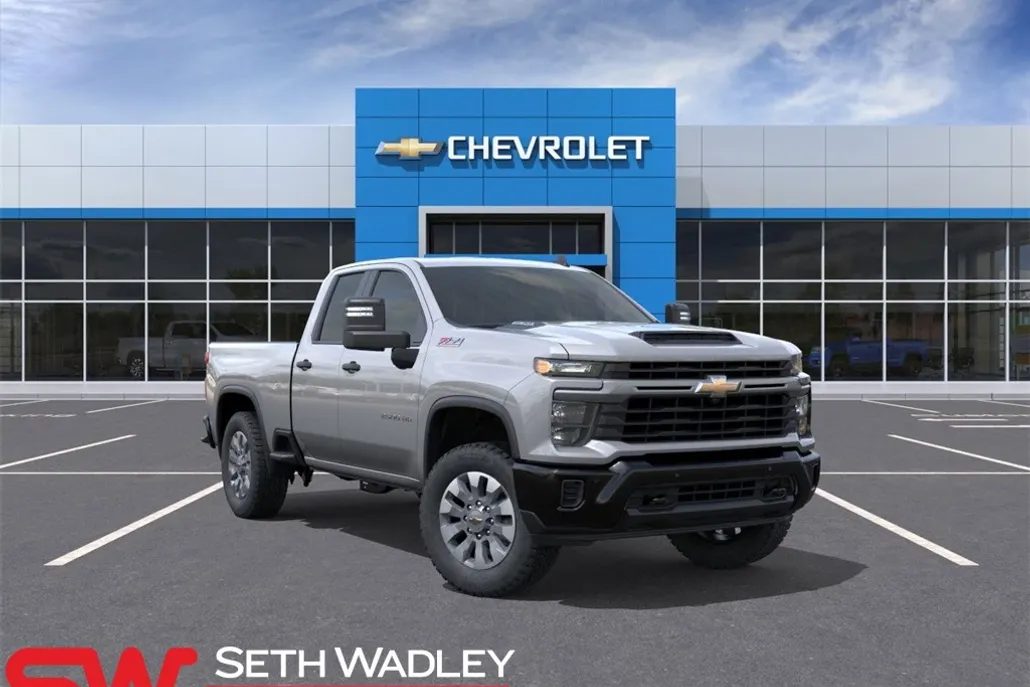 2025 Chevrolet Silverado 2500HD Custom photo 1
