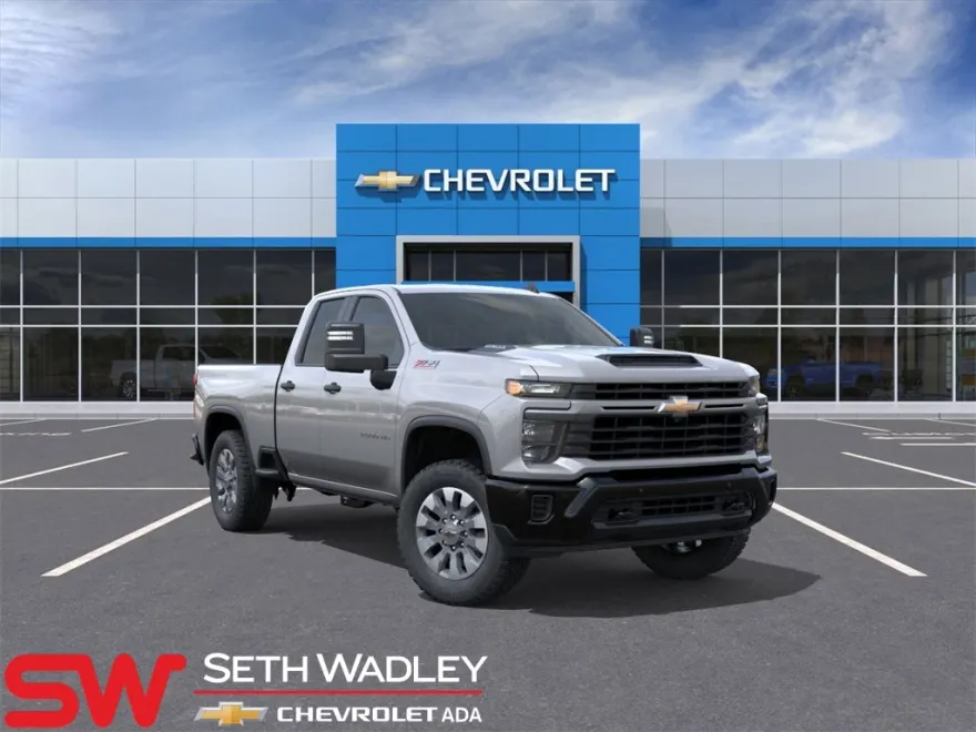 2025 Chevrolet Silverado 2500HD Custom photo 1