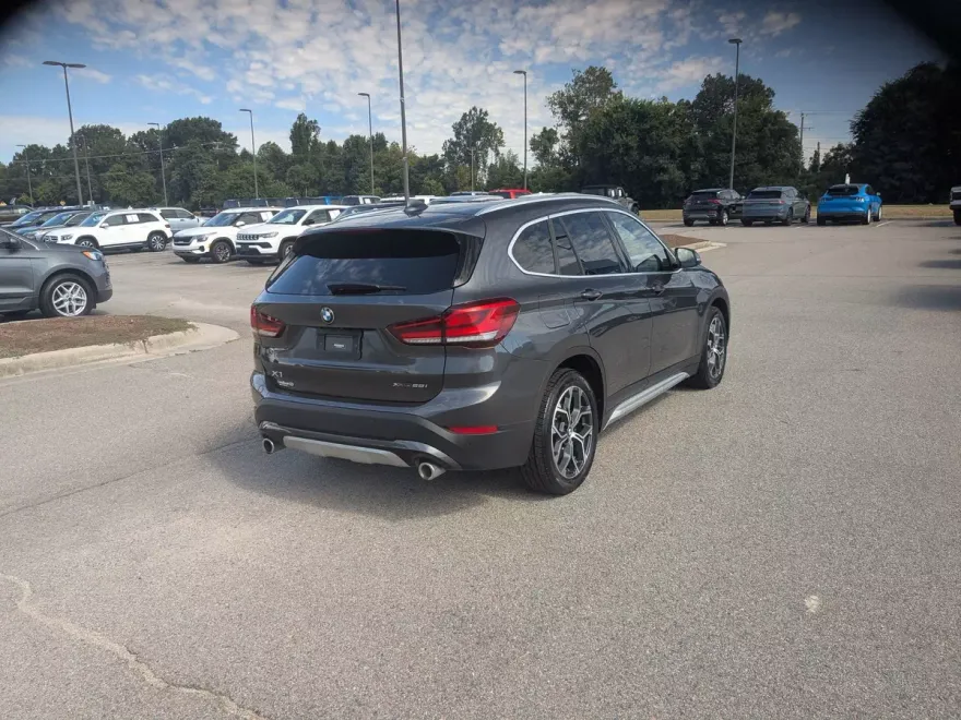 2021 Bmw X1 XDrive28i photo 1