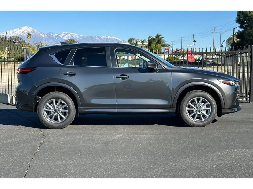 2025 Mazda CX-5 2.5 Select photo 1