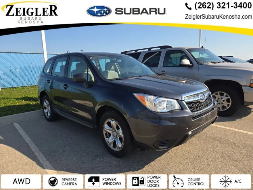 2015 Subaru Forester 2.5i photo 1