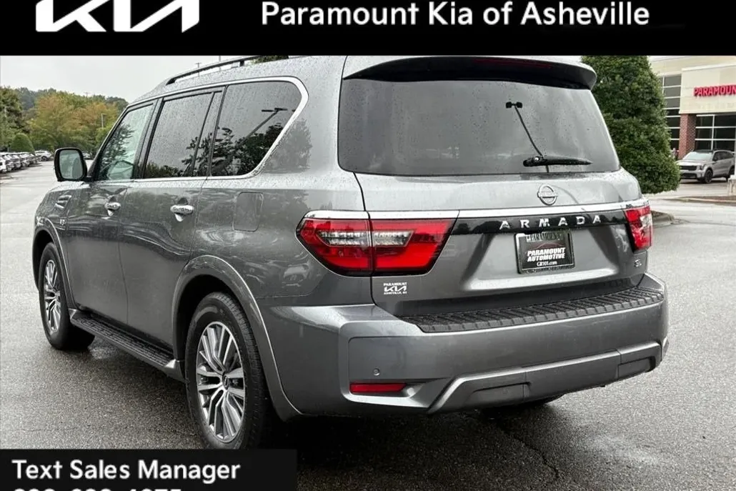 2022 Nissan Armada SL photo 1