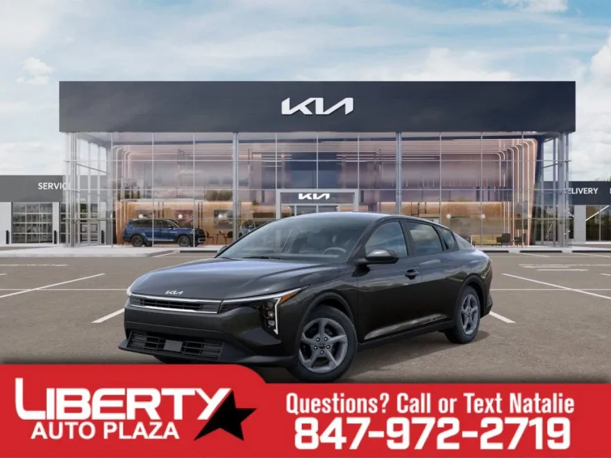 2025 Kia K4 LXS photo 1