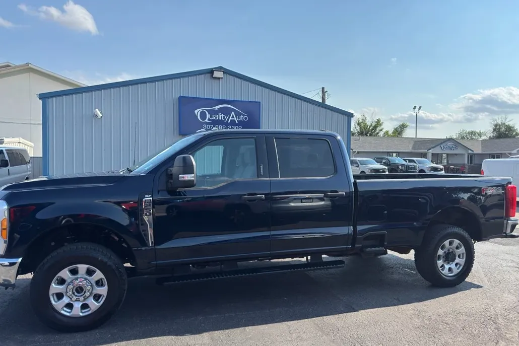 2023 Ford F-250 XL photo 1