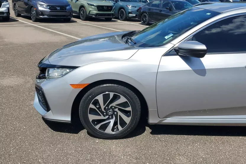 2018 Honda Civic LX Hatchback photo 1