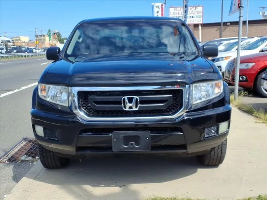 2011 Honda Ridgeline RT photo 1
