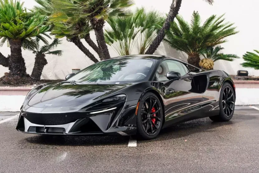 2024 Mclaren ARTURA photo 1