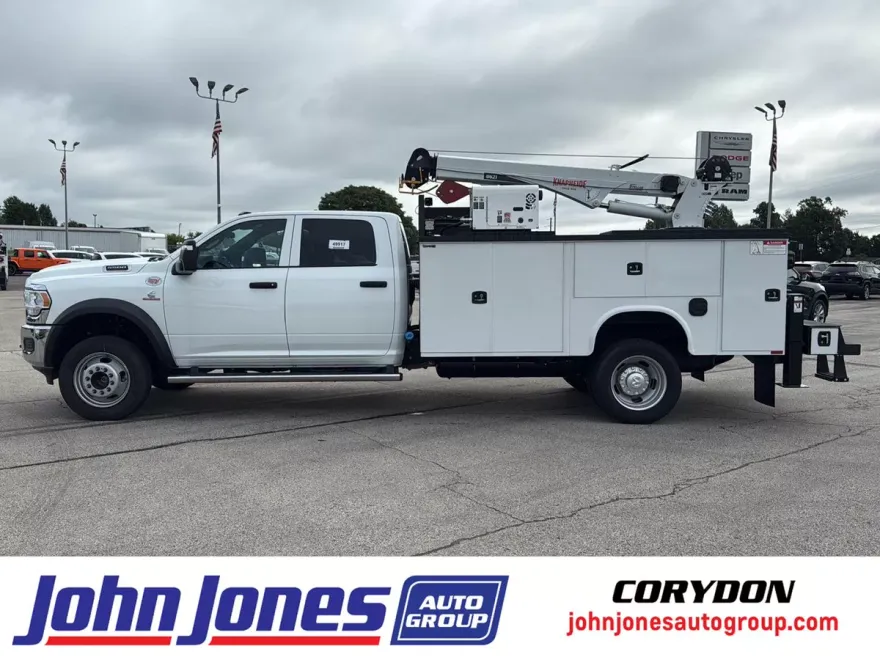 2024 Ram 5500 Tradesman photo 1
