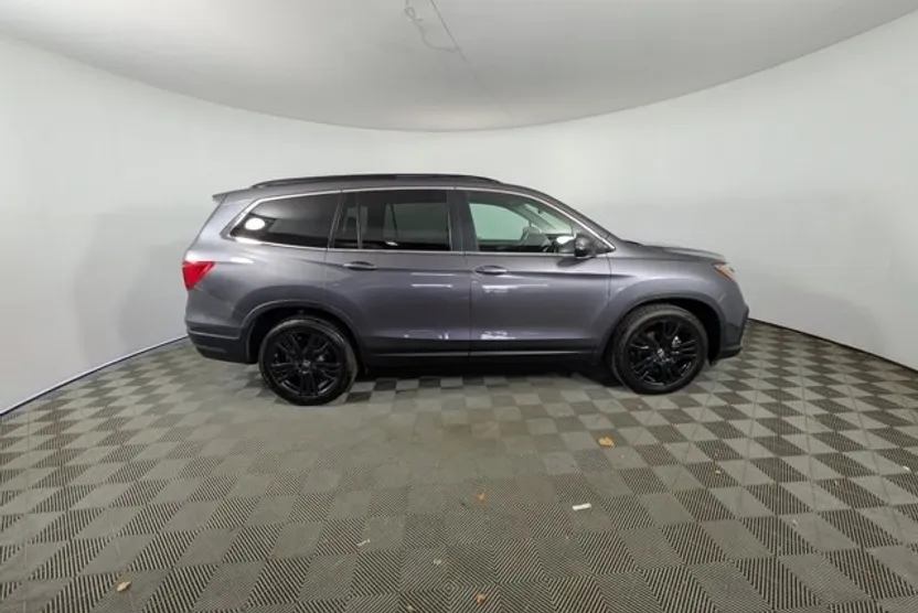2022 Honda Pilot Special Edition photo 1