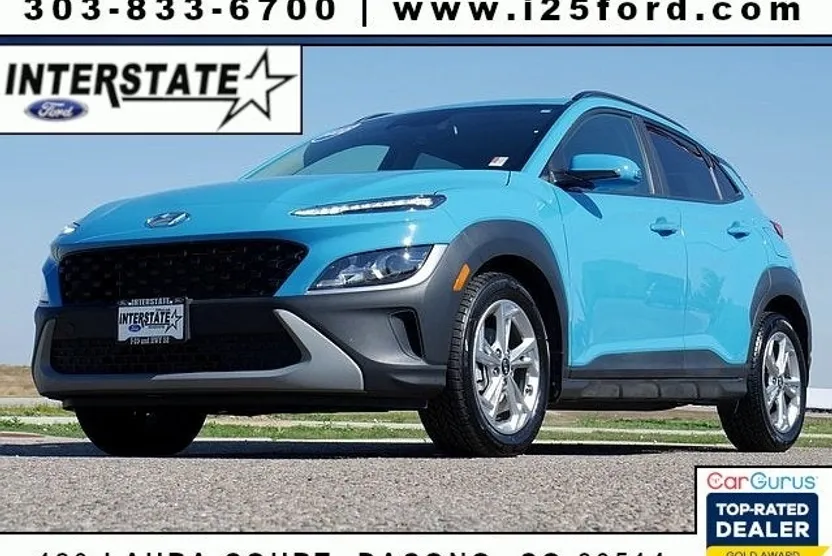 2022 Hyundai Kona SEL photo 1
