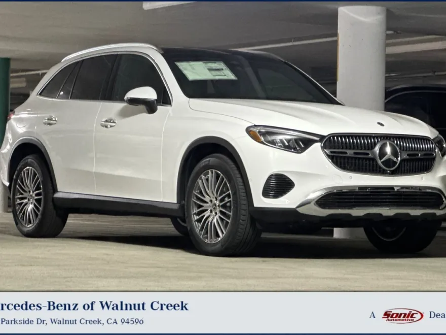 2025 Mercedes Benz GLC 300 photo 1