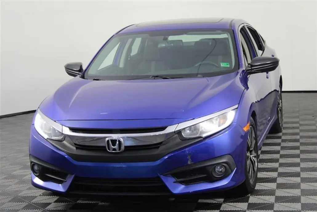2017 Honda Civic EX-T photo 1