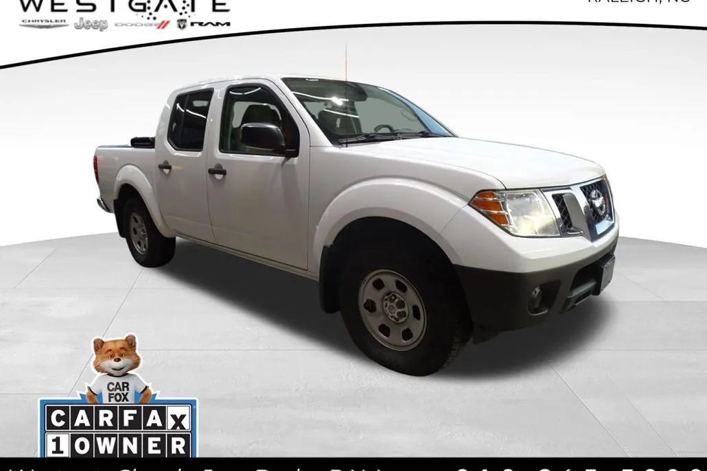 2012 Nissan Frontier S photo 1