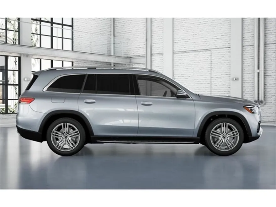 2026 Mercedes Benz GLS 450 4MATIC photo 1