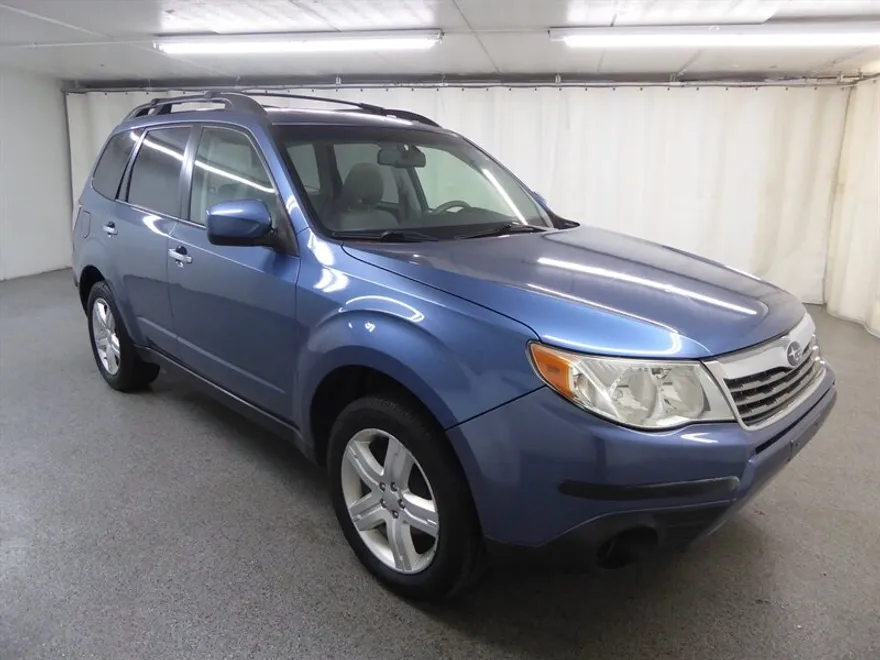 2010 Subaru Forester 2.5X Premium photo 1