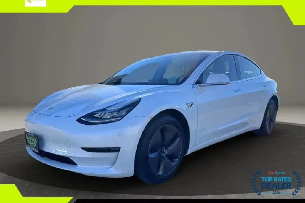 2020 Tesla Model 3 Long Range photo 1