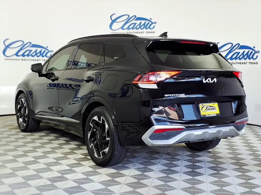 2023 Kia Sportage photo 1