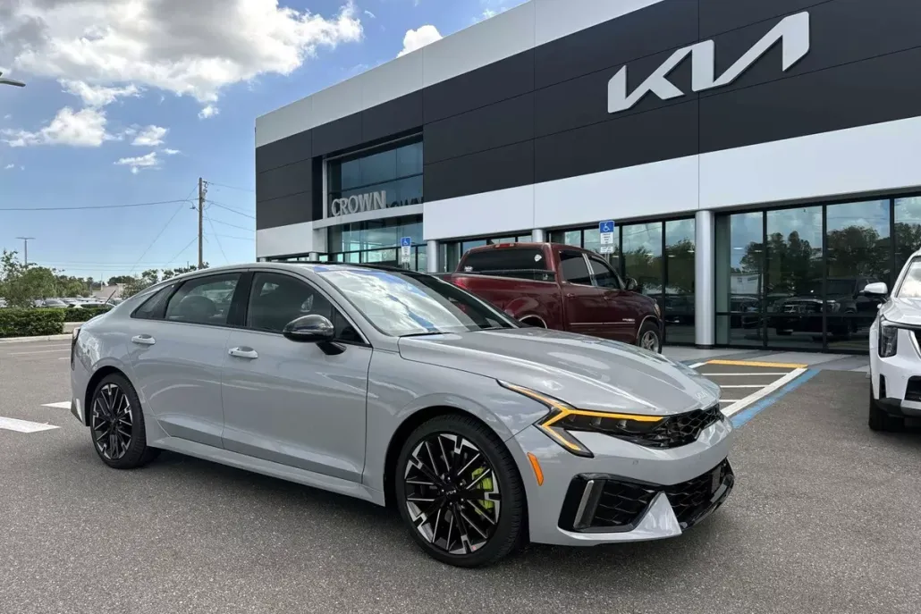 2026 Kia K5 GT photo 1