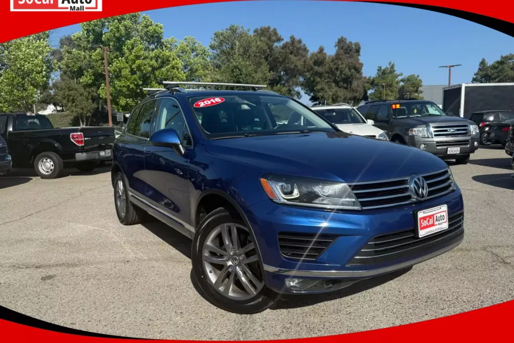 2016 Volkswagen Touareg VR6 Lux Sport photo 1