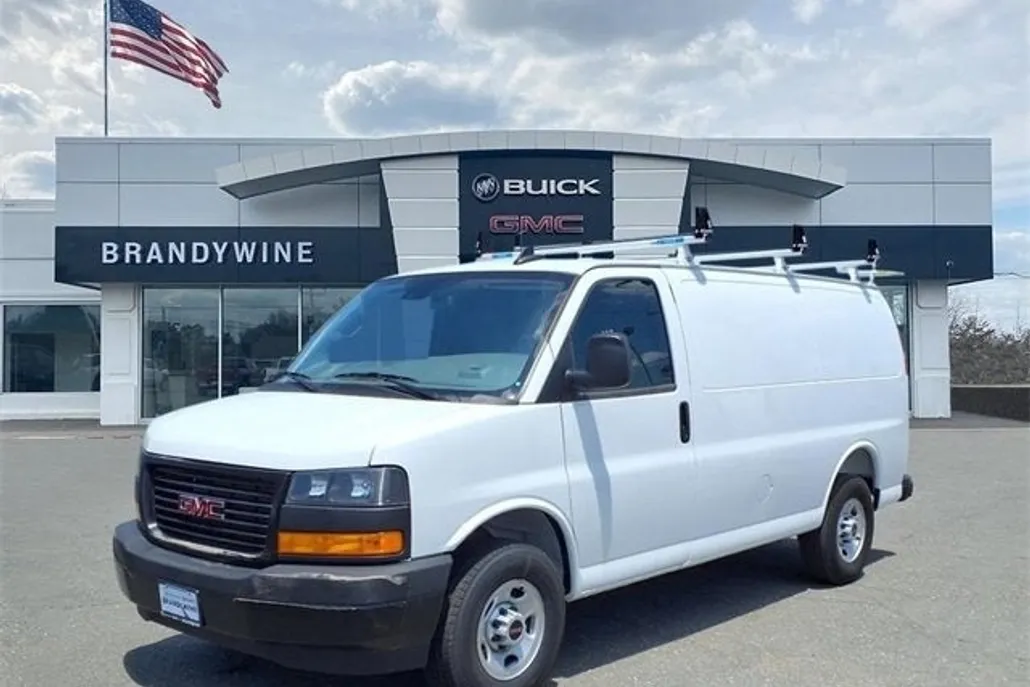 2025 Gmc Savana Cargo 2500 photo 1