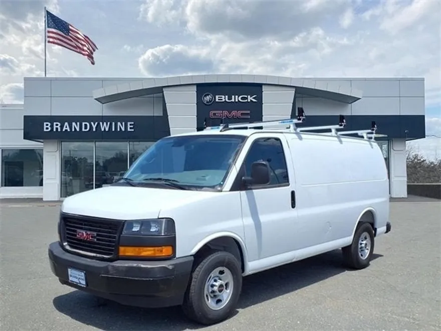2025 Gmc Savana Cargo 2500 photo 1
