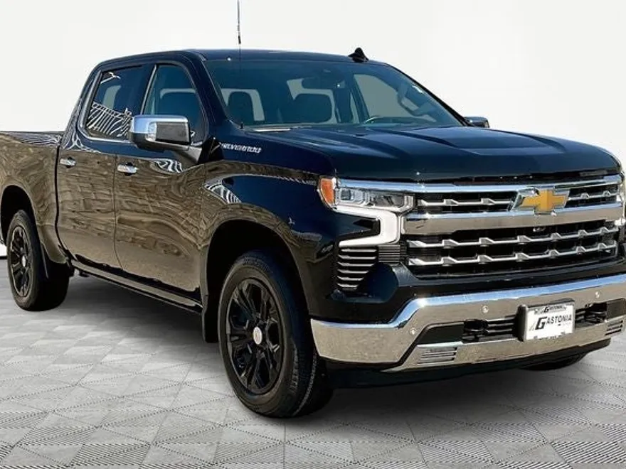 2023 Chevrolet Silverado 1500 LTZ photo 1