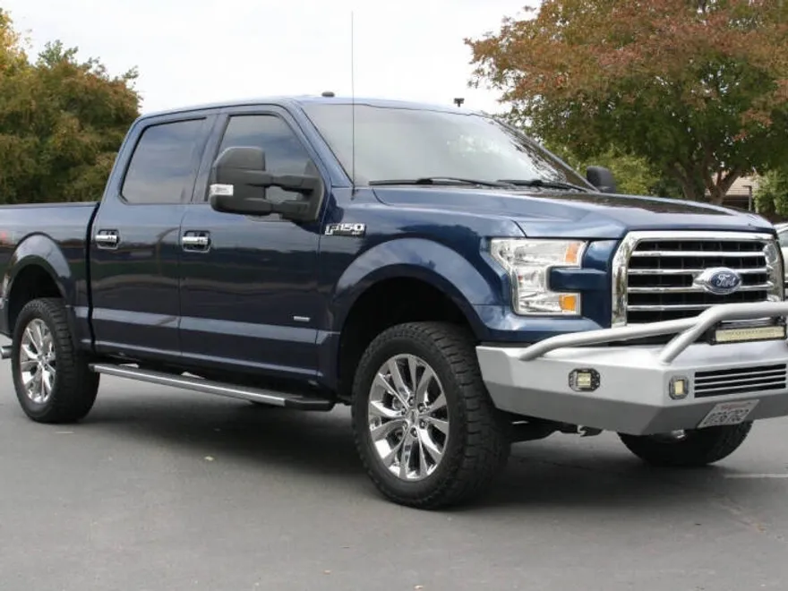 2017 Ford F-150 XLT photo 1