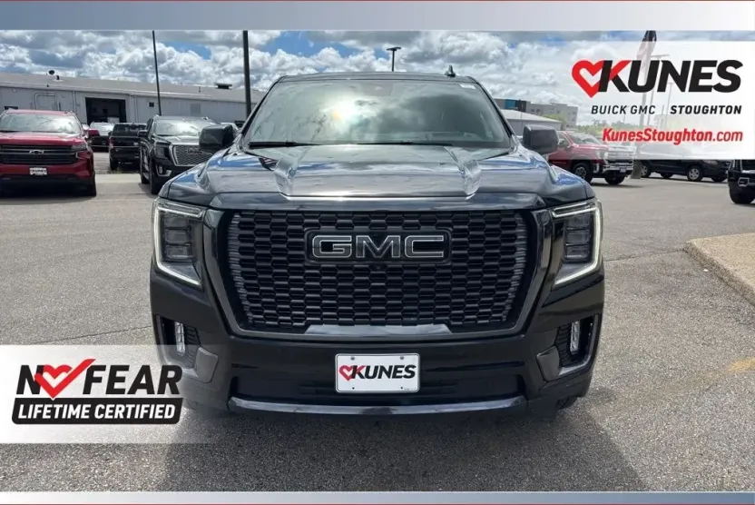 2023 Gmc Yukon XL Denali Ultimate photo 1