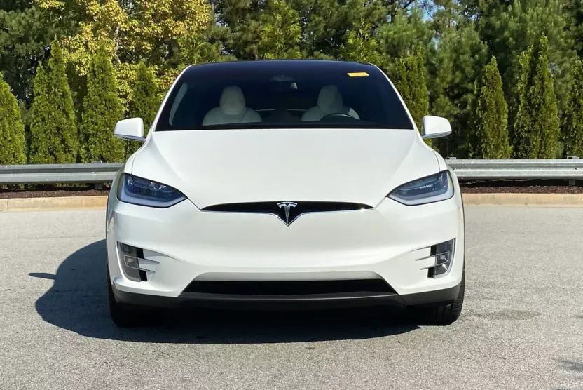 2020 Tesla Model X Long Range photo 1
