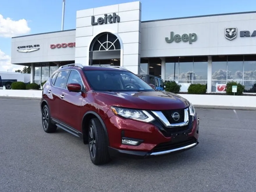2019 Nissan Rogue SL photo 1