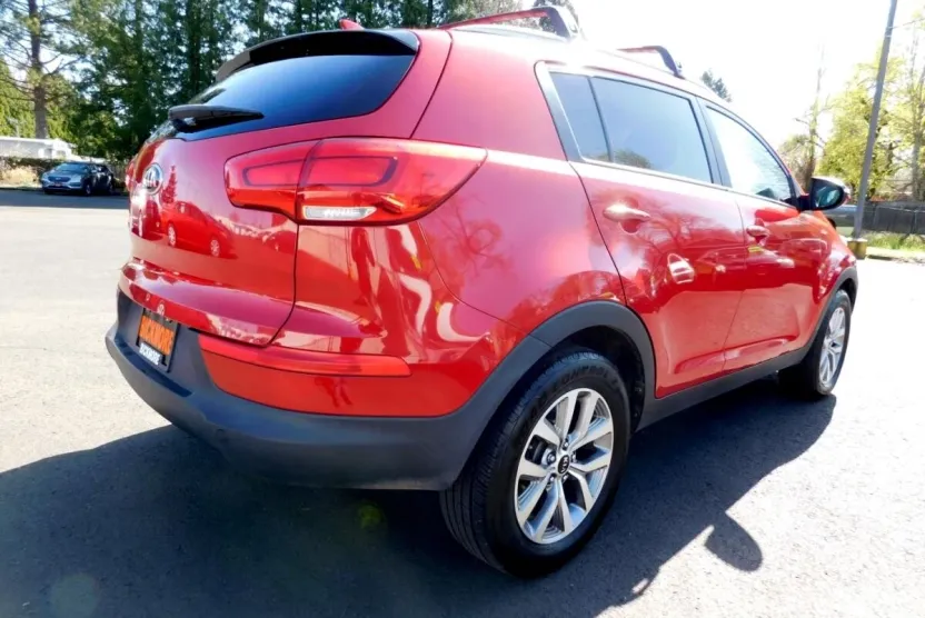 2015 Kia Sportage LX photo 1