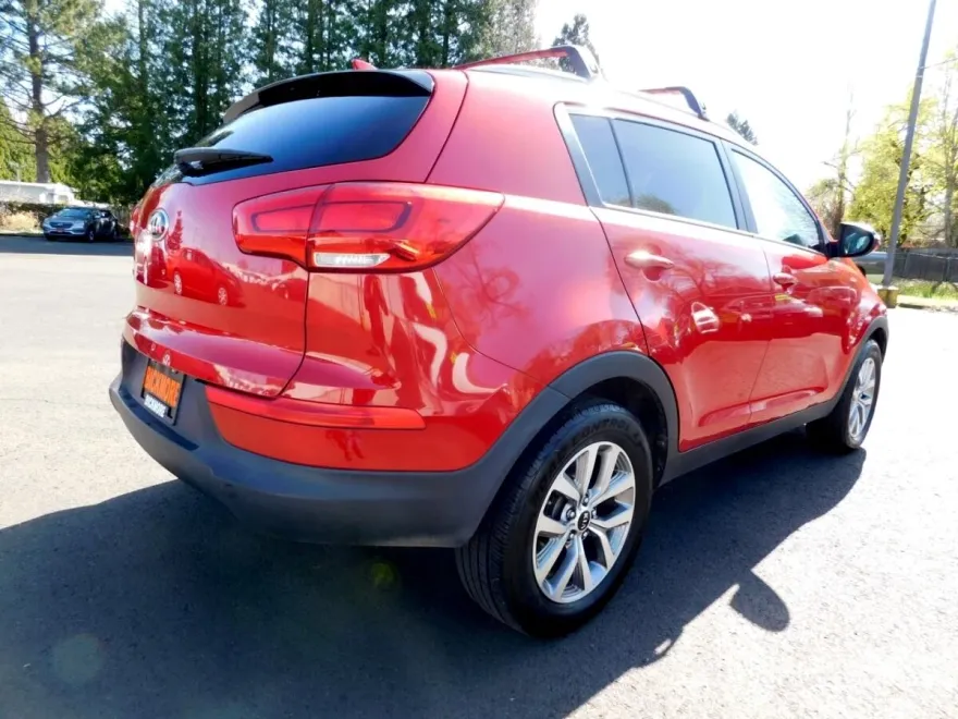 2015 Kia Sportage LX photo 1
