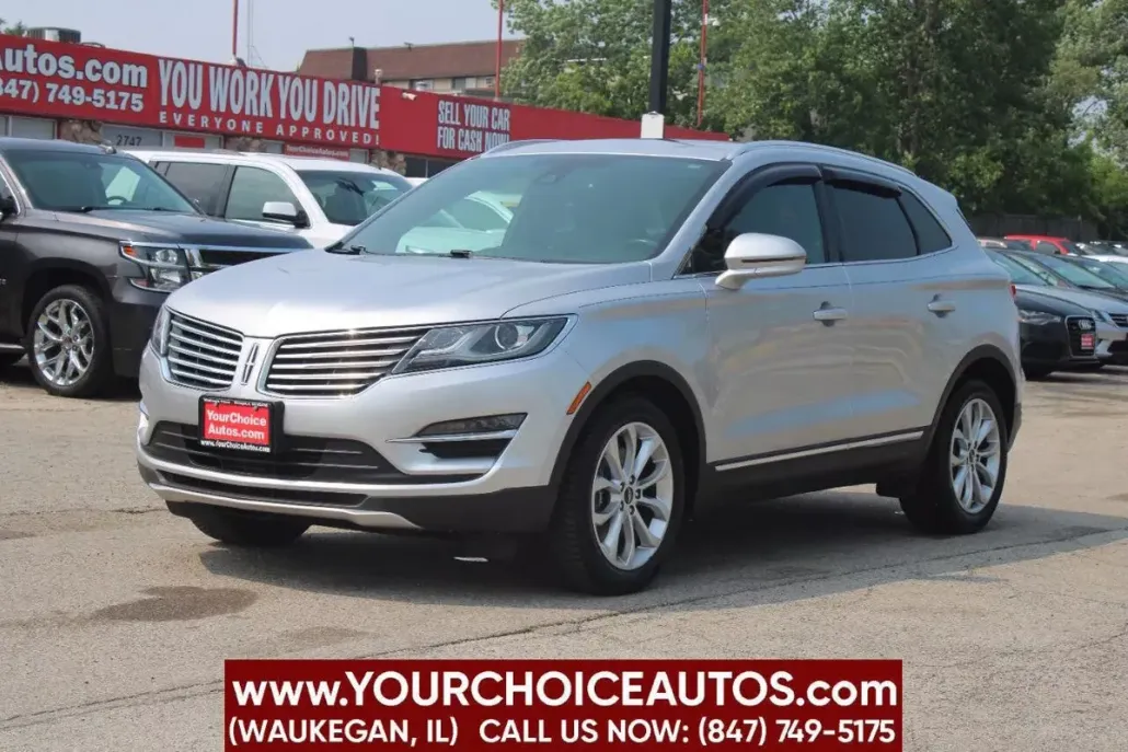 2015 Lincoln MKC Base photo 1