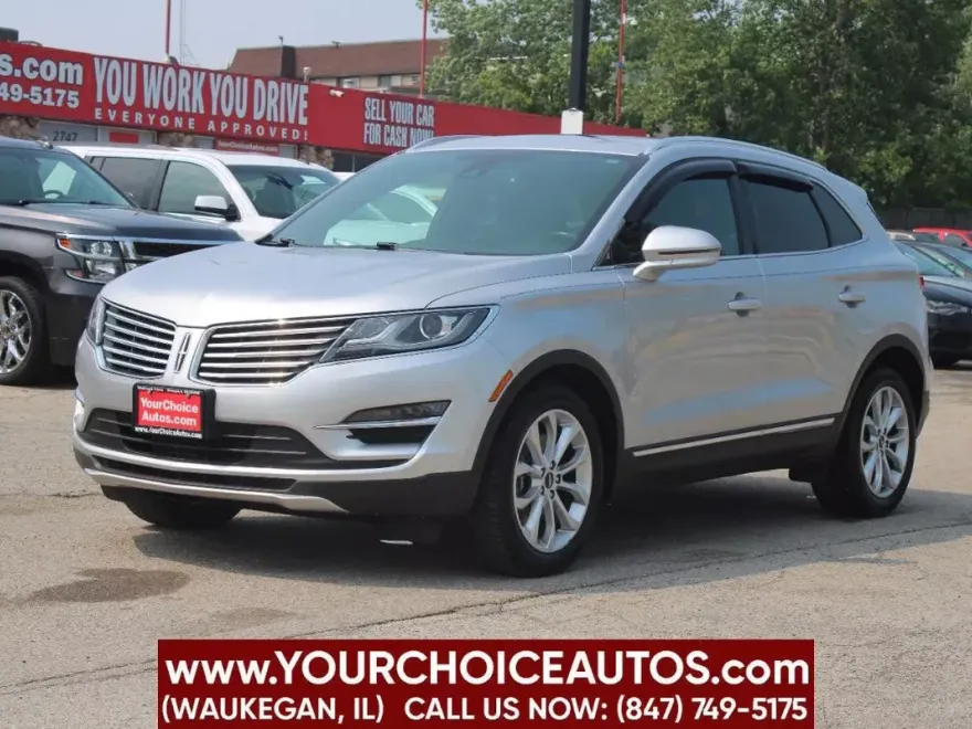 2015 Lincoln MKC Base photo 1