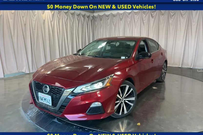 2021 Nissan Altima 2.5 SR photo 1
