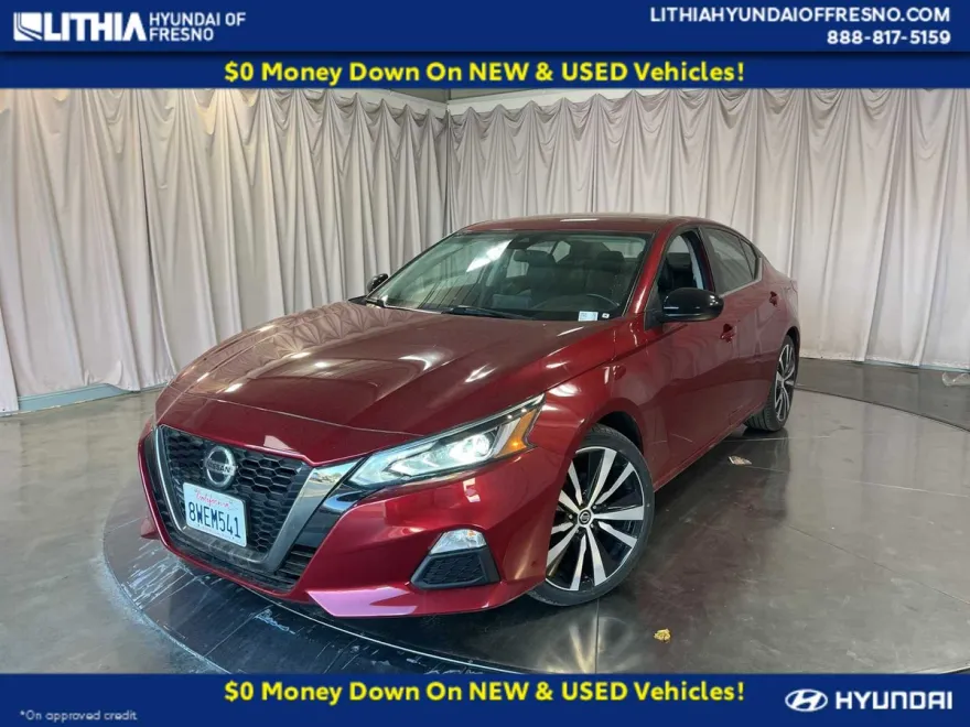 2021 Nissan Altima 2.5 SR photo 1