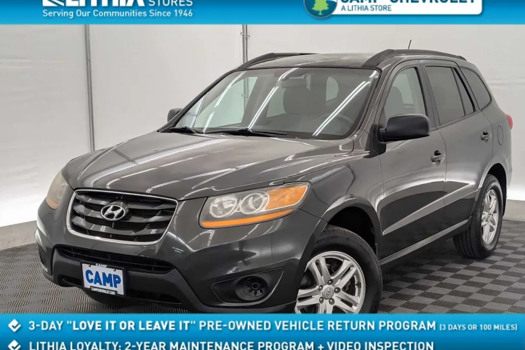 2011 Hyundai Santa Fe GLS photo 1
