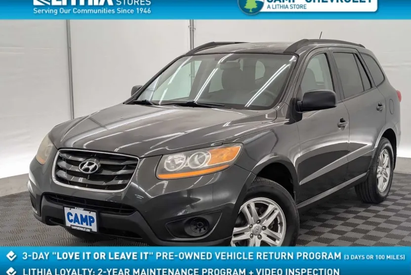 2011 Hyundai Santa Fe GLS photo 1