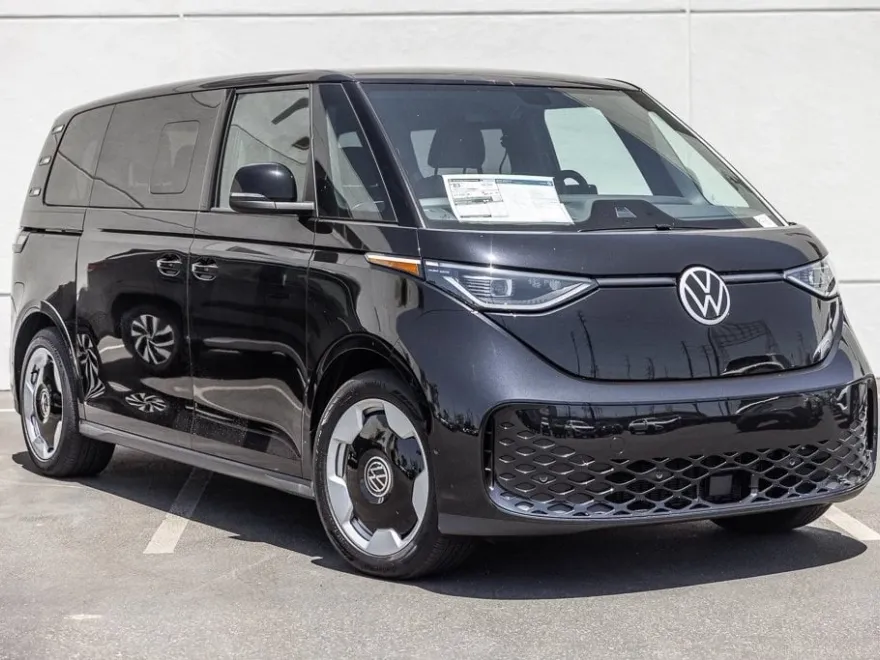 2025 Volkswagen ID. Buzz Pro S photo 1