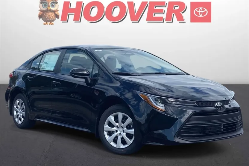 2026 Toyota Corolla LE photo 1