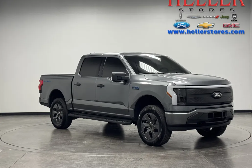 2024 Ford F-150 Lightning XLT photo 1